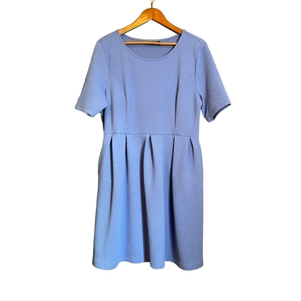 APT. 9 blue 1/4 sleeve dress with pockets. Size XL